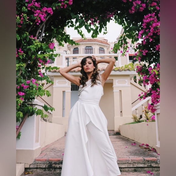 NWT | JayGodfrey White One-Shoulder Jumpsuit with removable skirt Size 0 - Picture 3 of 10